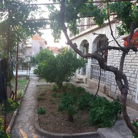 Gaj - Gaj דירה סבטי פיליפ אי ג'קוב