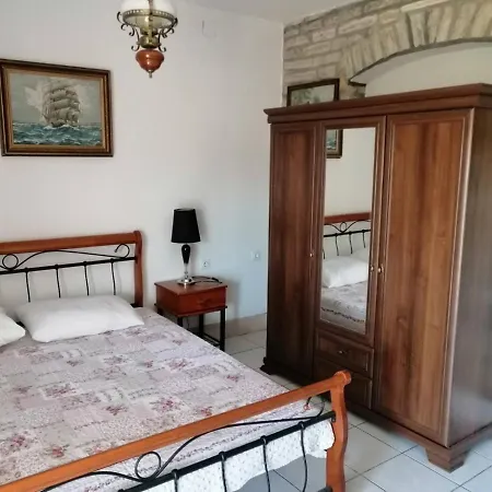 Gaj - Gaj Apartment *