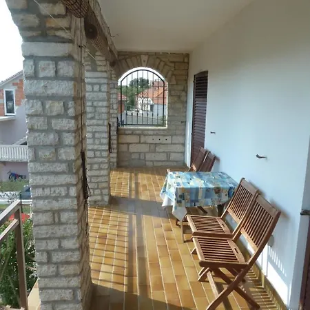 Gaj - Gaj Apartment